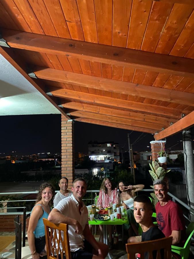Vila Arlind Hotell Vlorë Exteriör bild